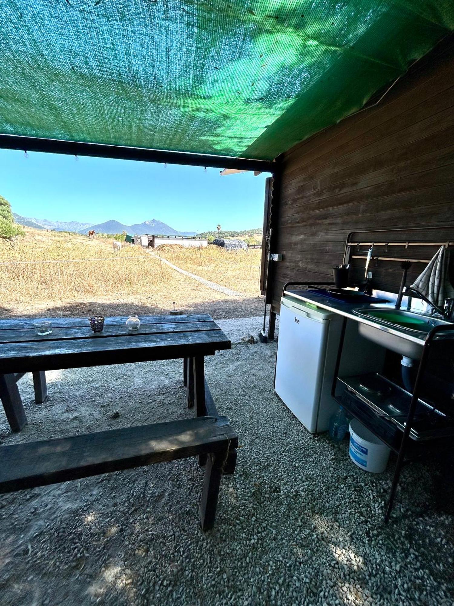 Cabana Rustica En Un Rancho Con Caballos, Prado Del Rey, Andalucia Exterior foto